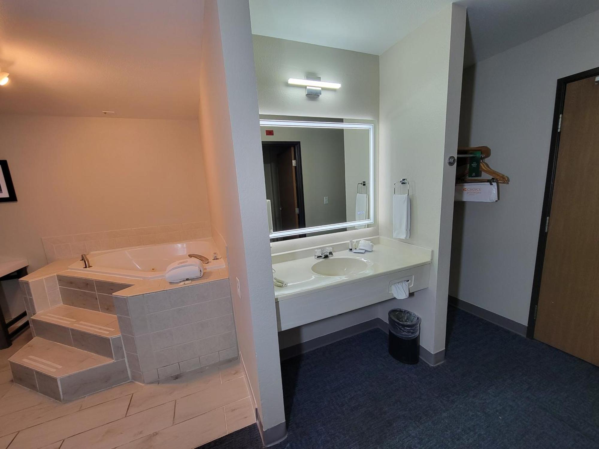 Quality Inn Port Orchard Esterno foto